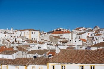 Évora