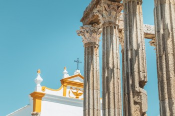 Évora