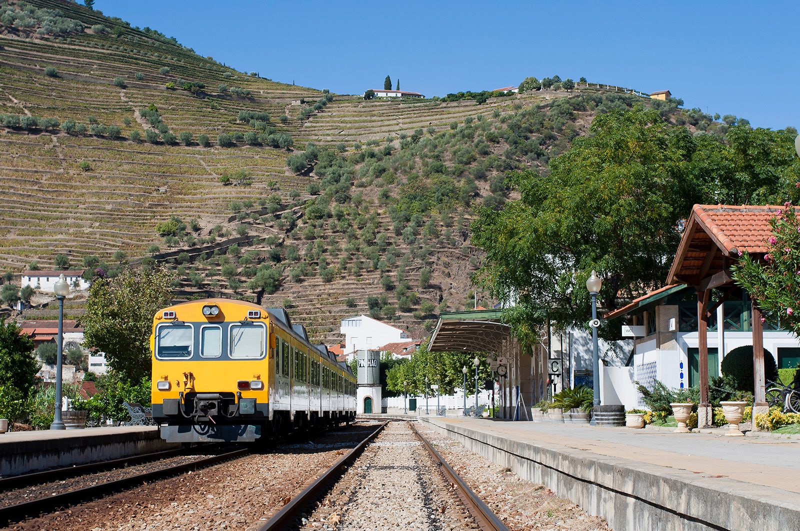 Mit dem Zug auf Rundreise durch Portugal